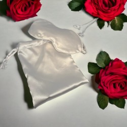 Masque de nuit et pochette