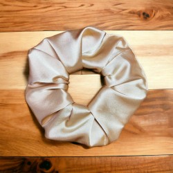 Satin polyester